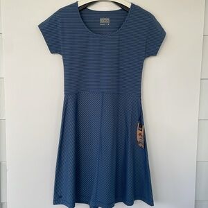 Outdoor Research Womens Bryn Dress Cornflower Striped Fit and Flare Size 10